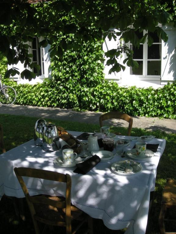 Bed and Breakfast La Touche à Menetou-sur-Nahon Extérieur photo
